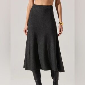 Deora Midi Sweater Skirt